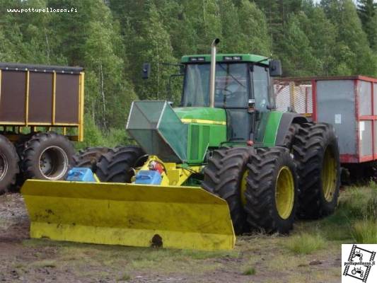 JD 7710
Kuva vimpelistä.
