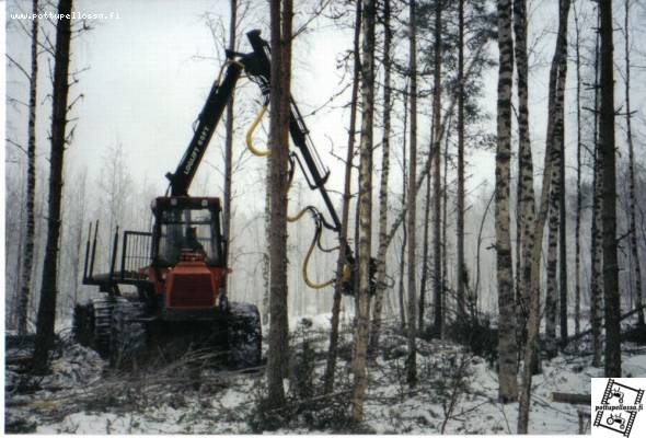 valmet 840
harvennusta!
Avainsanat: valmet