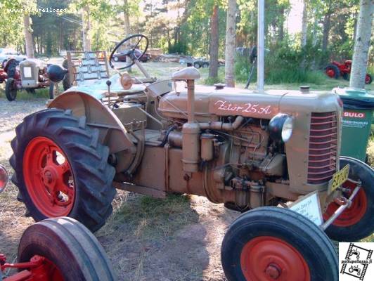 zetor 25
veteraanipäiviltä oulaisista -05
Avainsanat: zetor 25