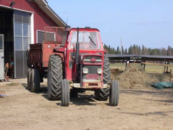 siinäpä ois massikka..
paskakärryn siirtohommissa oli..
Avainsanat: 165