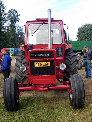 Volvo BM
Kuvattu Hyvinkään "Rauta & Petrooli"-näyttelyssä. Tarkempia tietoja kaivataan
